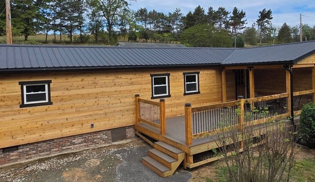 Newly Renovated Home in Huntingdon- Near Juniata, Penn State, & Raystown Lake