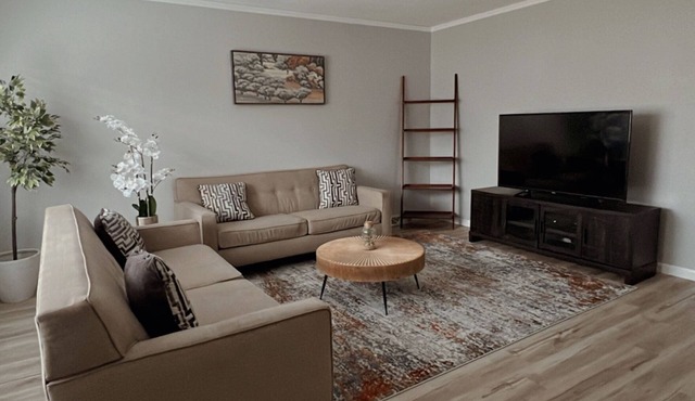 Newly Renovated Home located in a quiet and safe neighborhood in Saint Paul, MN