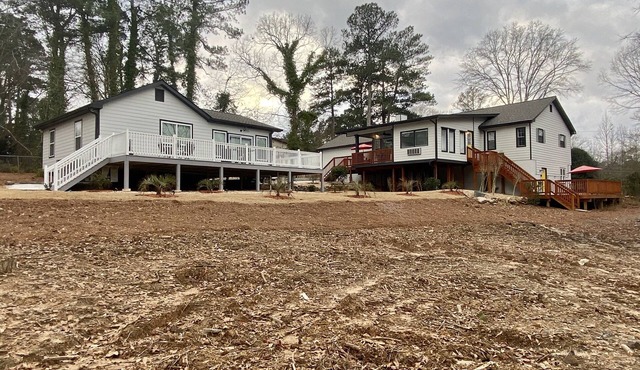 Newly Renovated Home w/Guest House & Game Room — 5 min from Stone Mountain!