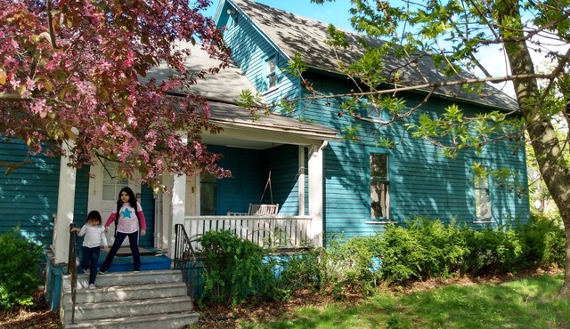 Newly renovated house near Saginaw Downtown
