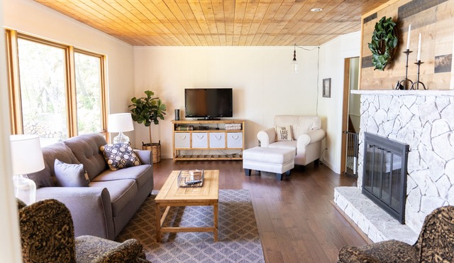 Newly Renovated House on Lake Superior with Private Beach