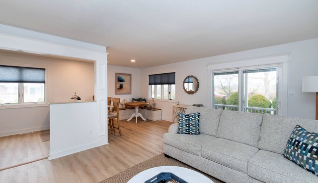 Newly renovated in 2024. Short walk to everything Cape May has to offer.