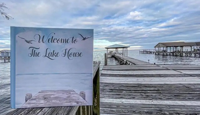 Newly renovated lake house with beautiful three landing pier!