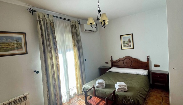 NEWLY RENOVATED LA UMBRIA, SWIMMING POOL AND 2 FIREPLACES
