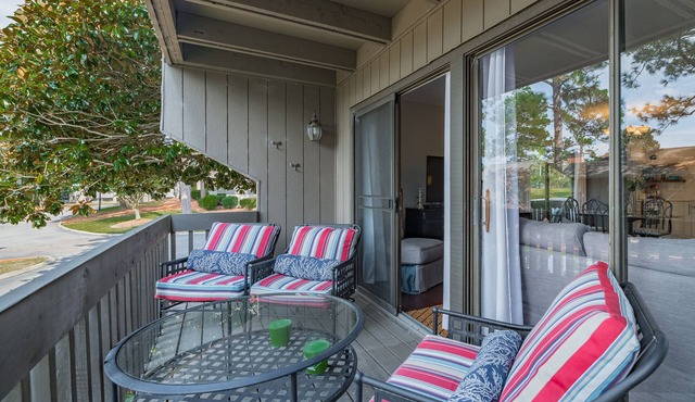 Newly Renovated Lakeview Condo Complex First Floor Oasis!
