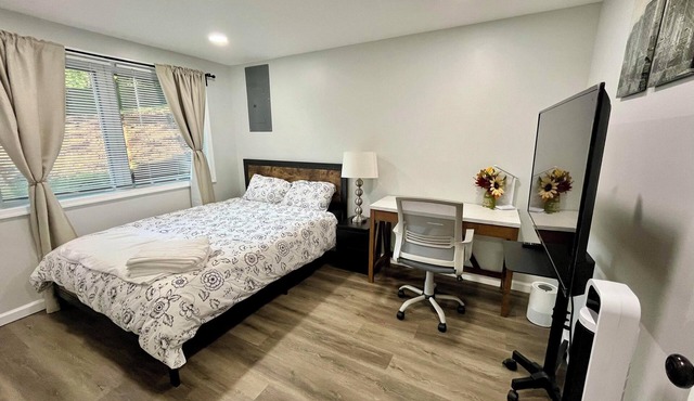 Newly Renovated Master BR w/Private Bath.Access to Kitchen &In-unit Washer/Dryer