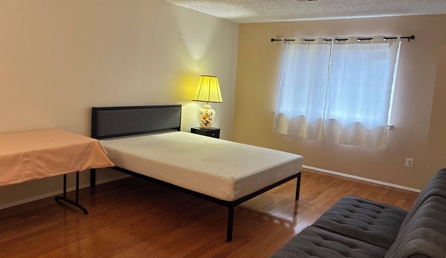 Newly Renovated MBR/Full BA · Edison · Near Rutgers · JFK Hospital · NYC Train