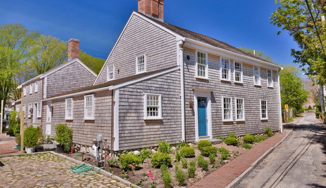 Newly Renovated Nantucket Downtown Luxury House