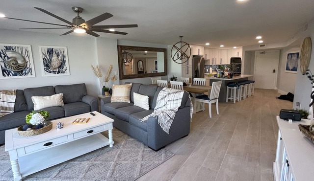 NEWLY RENOVATED Oceanside Oasis at Kawama Tower