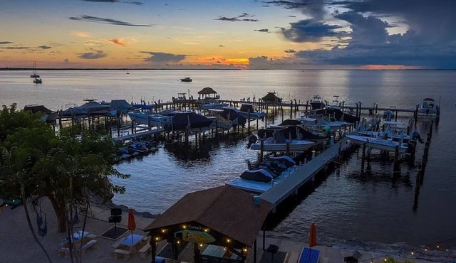 Newly Renovated Piece of Paradise