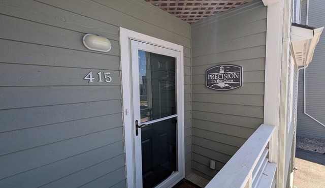 Newly Renovated Pirate's Cove Condo