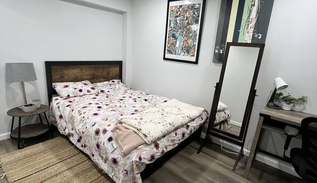 Newly Renovated Queen BR w/Private Bath. Access to Kitchen& In-Unit Washer/Dryer