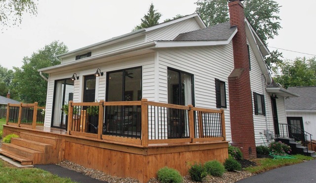 Newly renovated retreat near lake access and Vincent Williams Winery