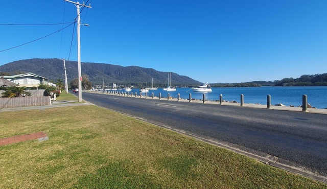 Newly Renovated Riverfront Unit