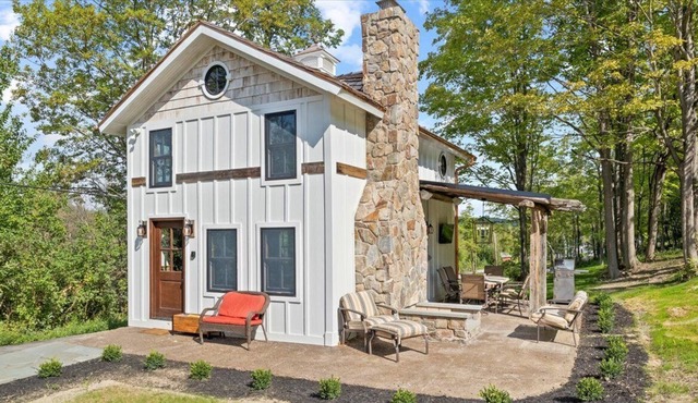Newly Renovated Rustic Home at Canandaigua Lake