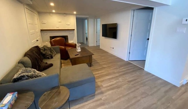 Newly Renovated Suite in St. Sauveur