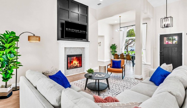 Newly Renovated, Spacious & Modern | THE