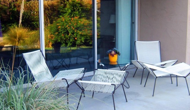 Newly Renovated Studio-Modern Life Style - Few Blocks From El Paseo