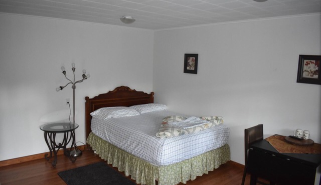 Newly Renovated Studio with Kitchenette - Located at the Heart of Promised Land