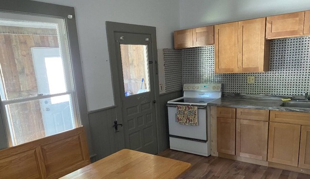 Newly renovated suite on 25 acres