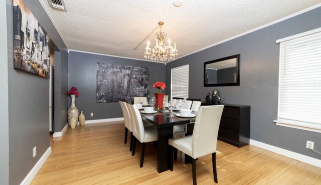 Newly Renovated Townhouse in a Great Location.