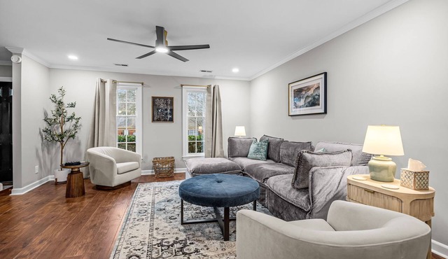 Newly renovated townhome. 2 King beds with on suites.