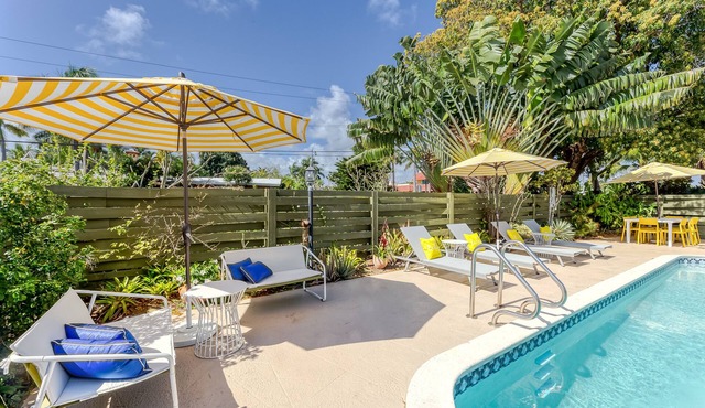 Newly Renovated Beach House w Heated Pool, 4 BR, 3 BA