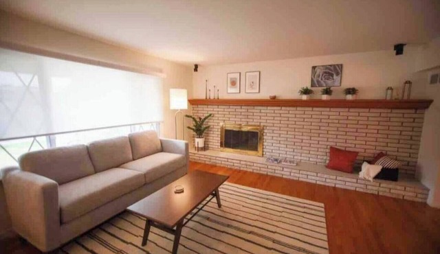 Newly Renovated Nautical Mile Canal Retreat
