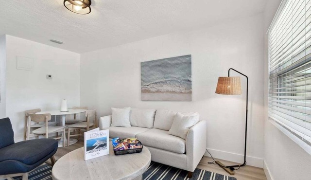 Newly Renovated Treasure Island Getaway