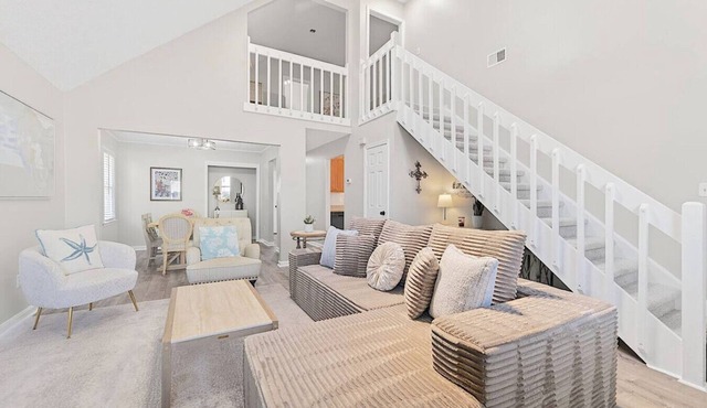Newly Renovated VB Retreat | Comfort & Space Home