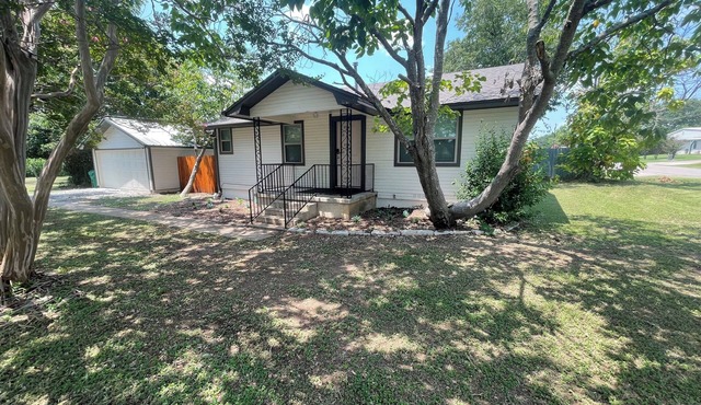 Newly Renovated Winnie House Near Baylor!