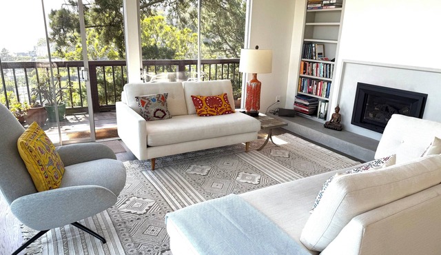 Newly Renovated with Panoramic Views-Stylish, Secluded, Minutes to SF