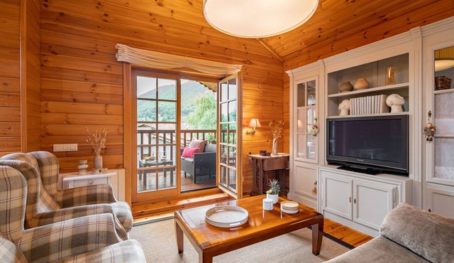 Newly Rural apartment by the river Camprodon