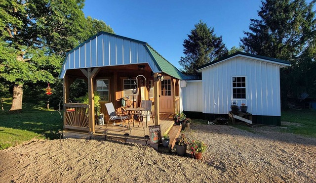 Newly transformed farm cottage off the beaten path!