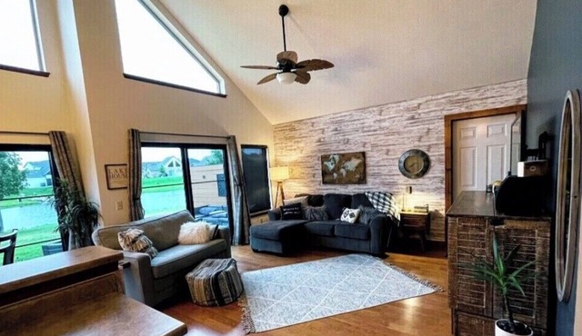 Newly updated(2021)Vacation Home @ Bridges Bay Resort located on the pond