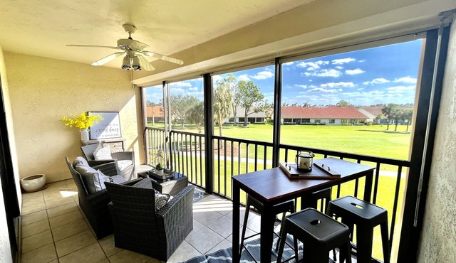 Newly updated 2br2br+Den golf course property near airport 90-day min stay