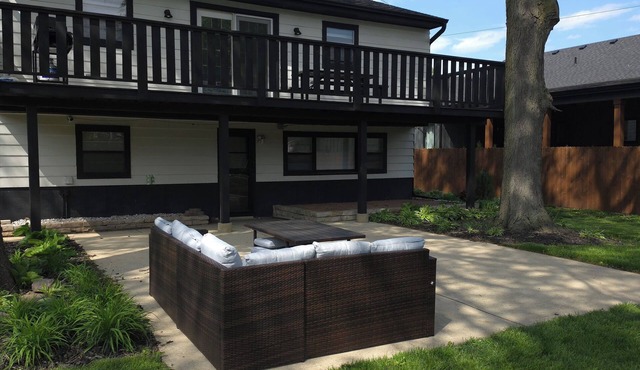 Newly Updated 3BR Large Deck & Patio 10 min to O'Hare