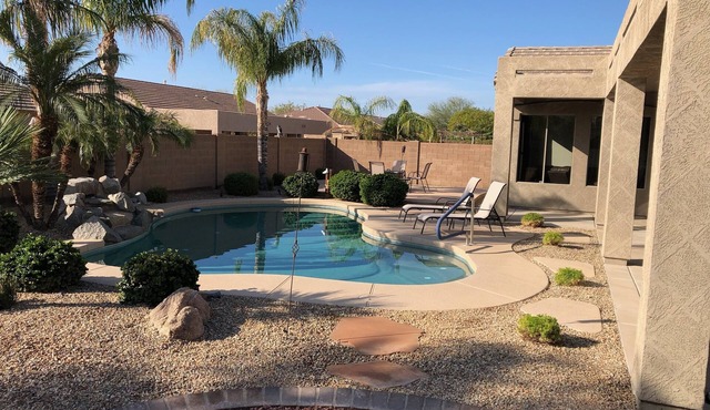 Newly updated 5 Bedroom home with private heated pool in Mesa