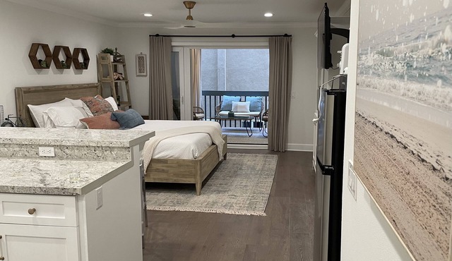 Newly updated beach studio steps to the beach