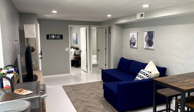Newly Updated/Sam Hughes/2 BR 1 BA/U of A