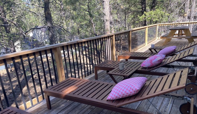 Newly updated Sunriver home 3 bed, 2 bath close to SHARC