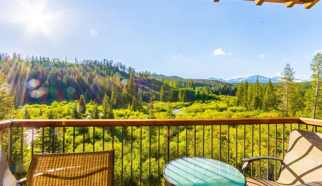 Newly Updated TopFlr Views Of FootHills River Private Balcony Hideaway Park
