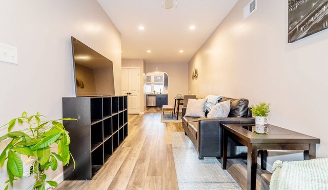 Newly upgraded 3-room home in Philadelphia, dedicated parking