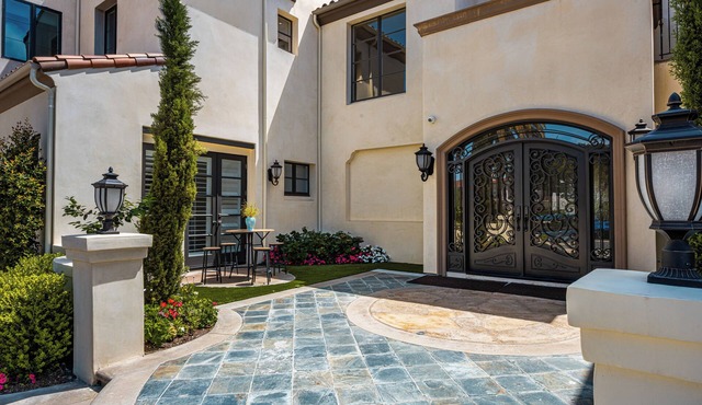 Newly upgraded luxury home 6B6.5B at Newport Coast.