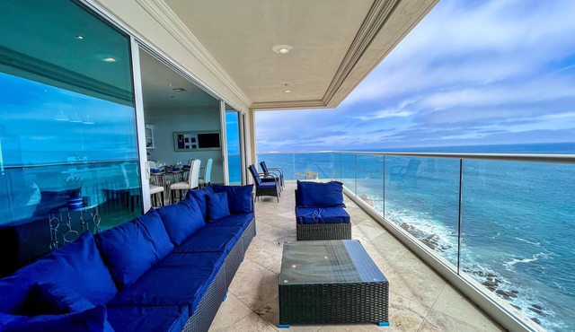 NewModern-LasOlasCondo-Pools&Jacuzzi-Rosarito