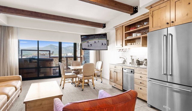 Newpark 304-A | Private Hot Tub | Kitchenette | Olympic Park & Mtn View | Fireplace | Pool & Hot Tub