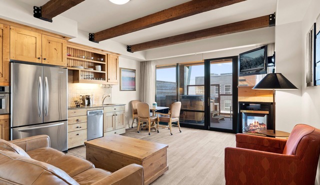 Newpark 314-A | Private Hot Tub | Kitchenette | Mtn & Preserve View | Fireplace | Pool & Hot Tub