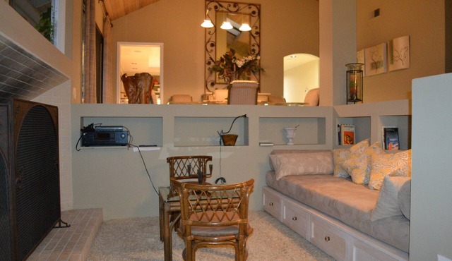 Newport Beach Hideaway With Private Spa & Grand Piano!- Monthly Rentals