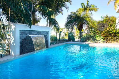 NewPort Dream Quiet Island - No Party Maximum 9-10 People