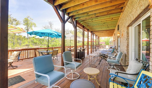 Newport Home w/Private Balconies & Creek Access!